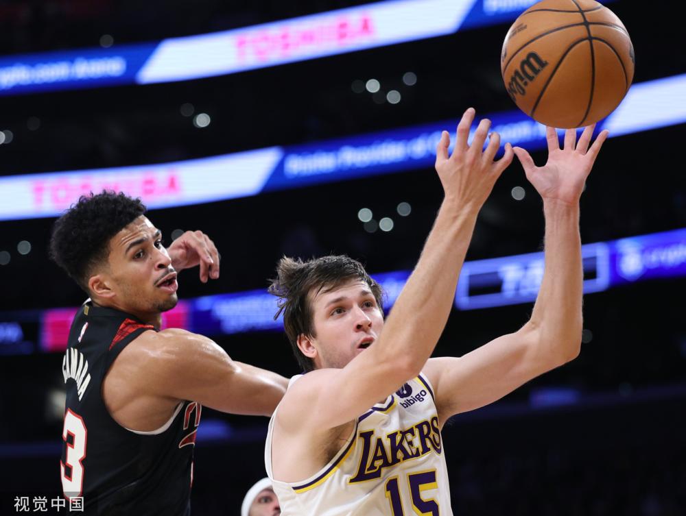 生浓厚兴趣 生浓厚兴趣