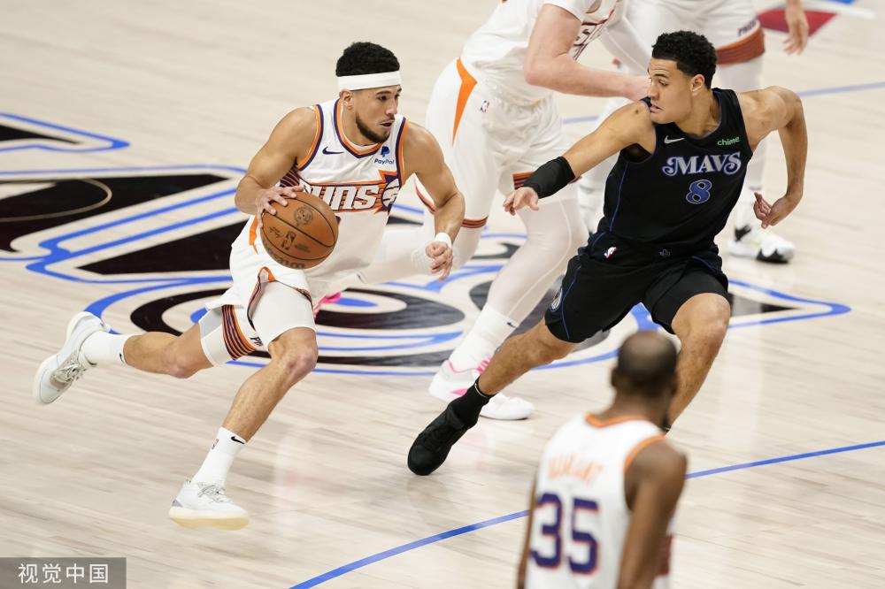 年轻时崭露 年轻时崭露